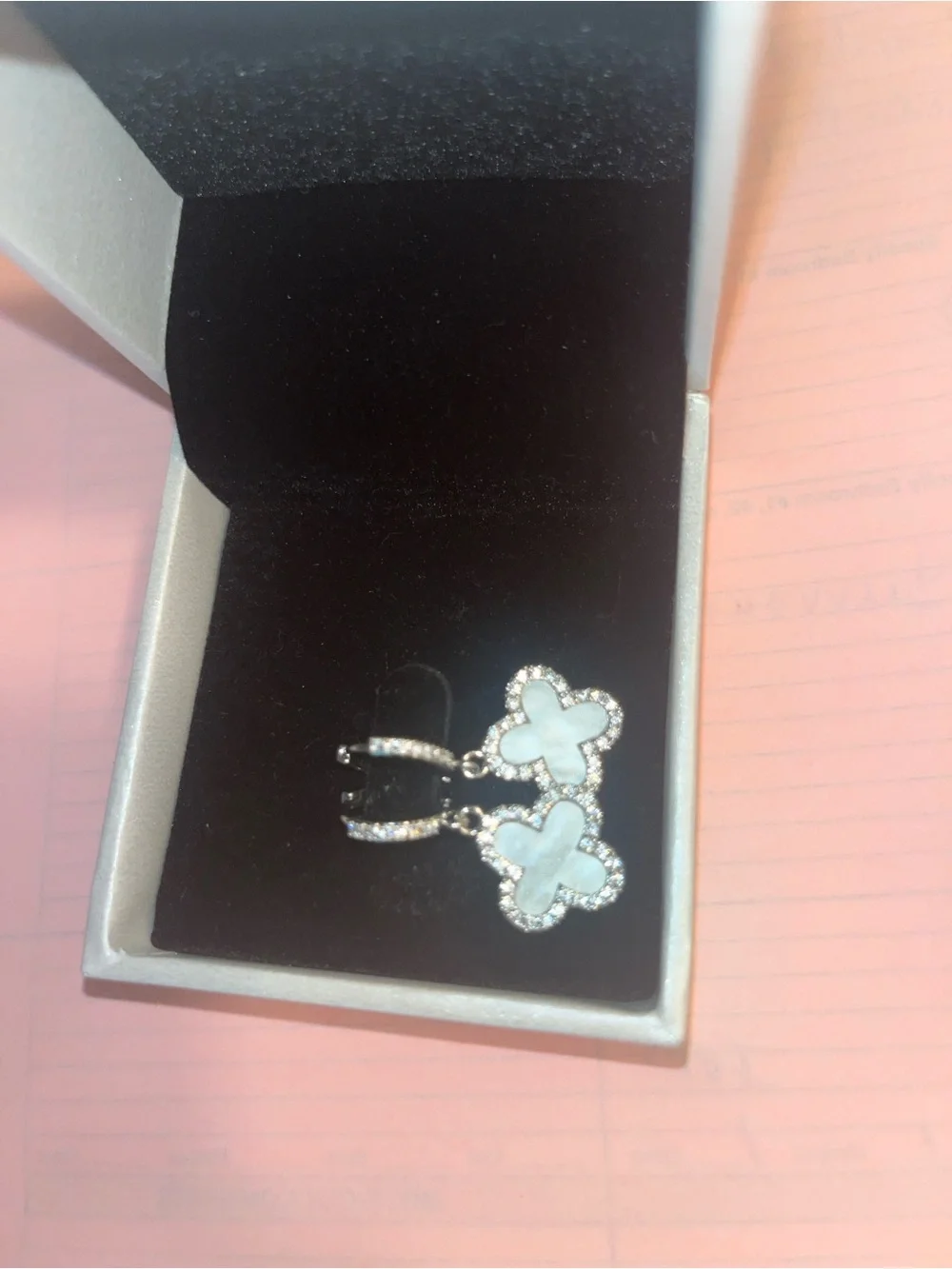 😍 Four Leaf Clover Earrings